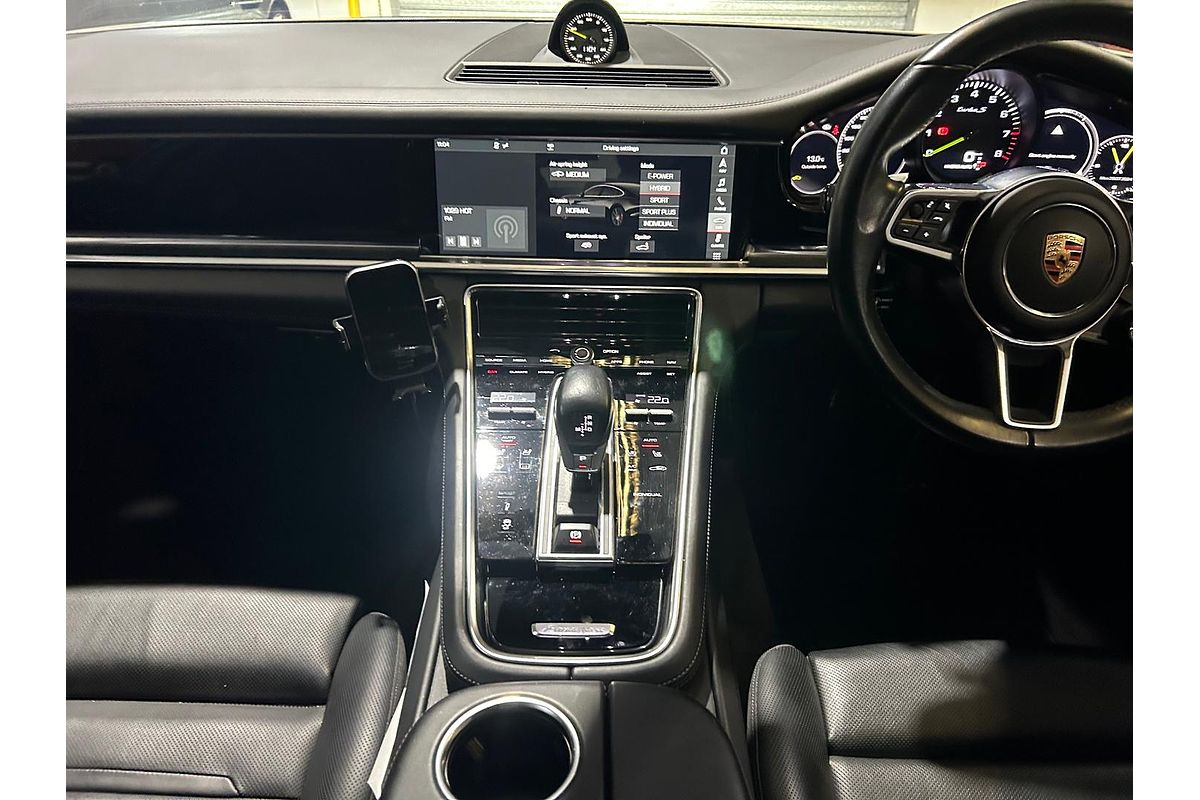 2017 Porsche Panamera Turbo S E-Hybrid 971
