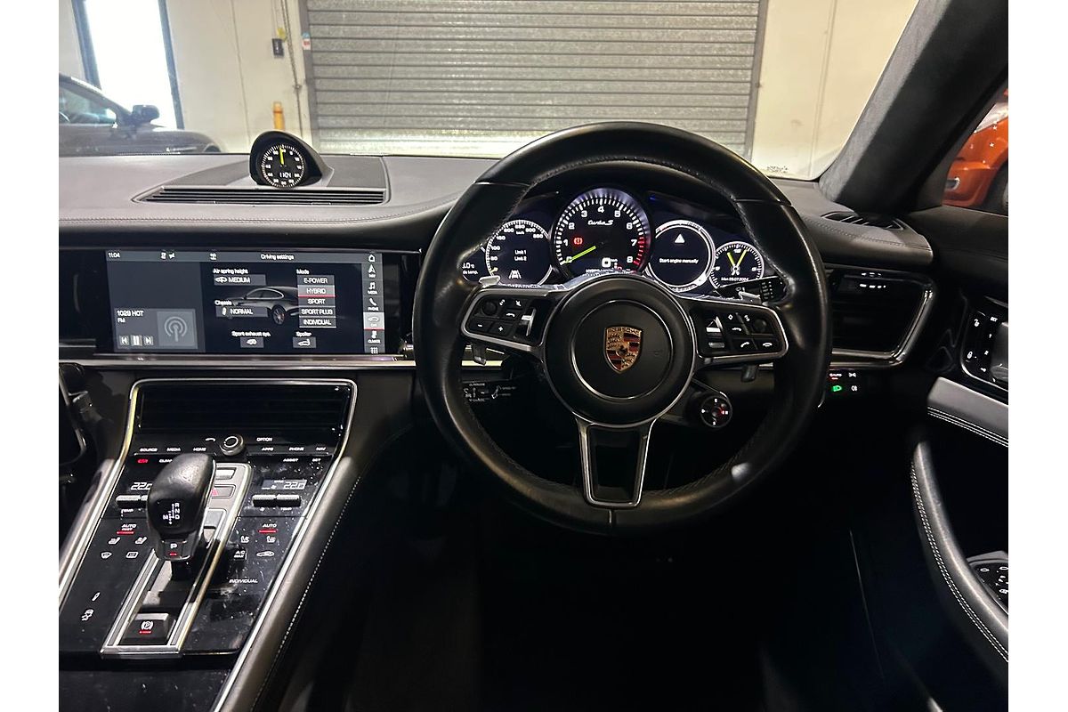 2017 Porsche Panamera Turbo S E-Hybrid 971