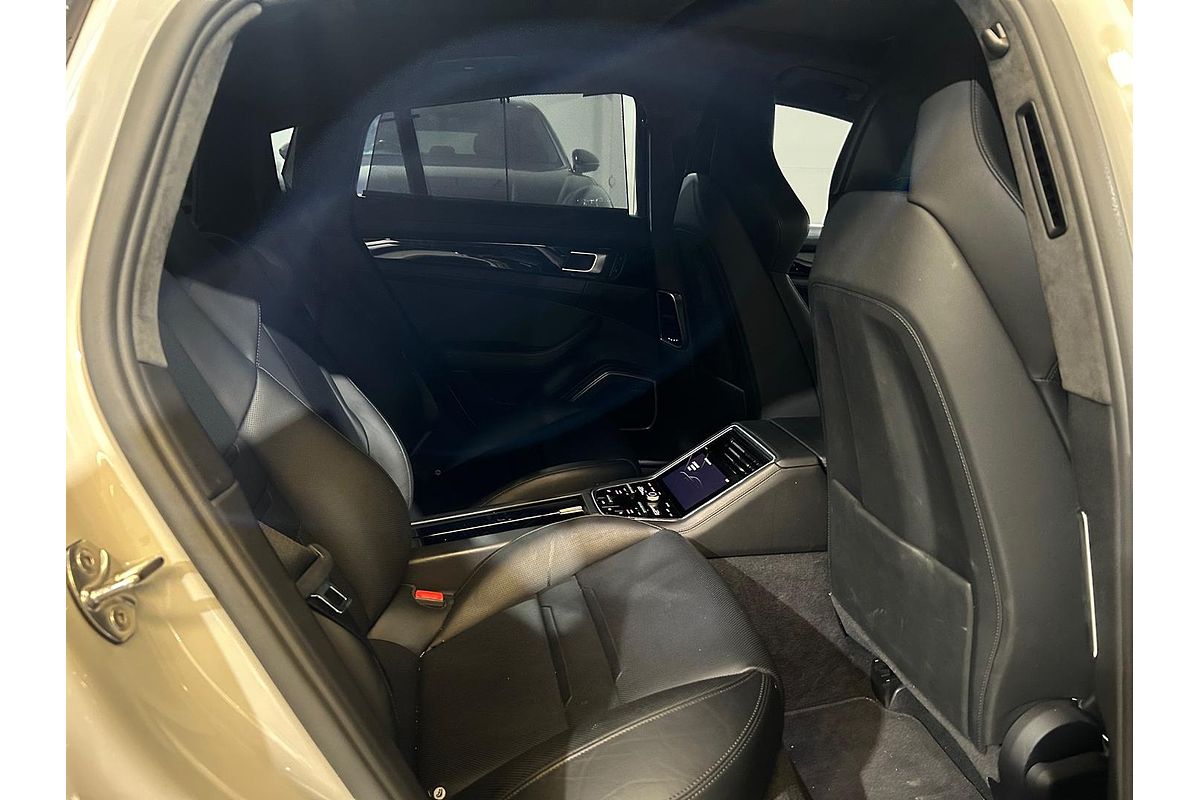 2017 Porsche Panamera Turbo S E-Hybrid 971