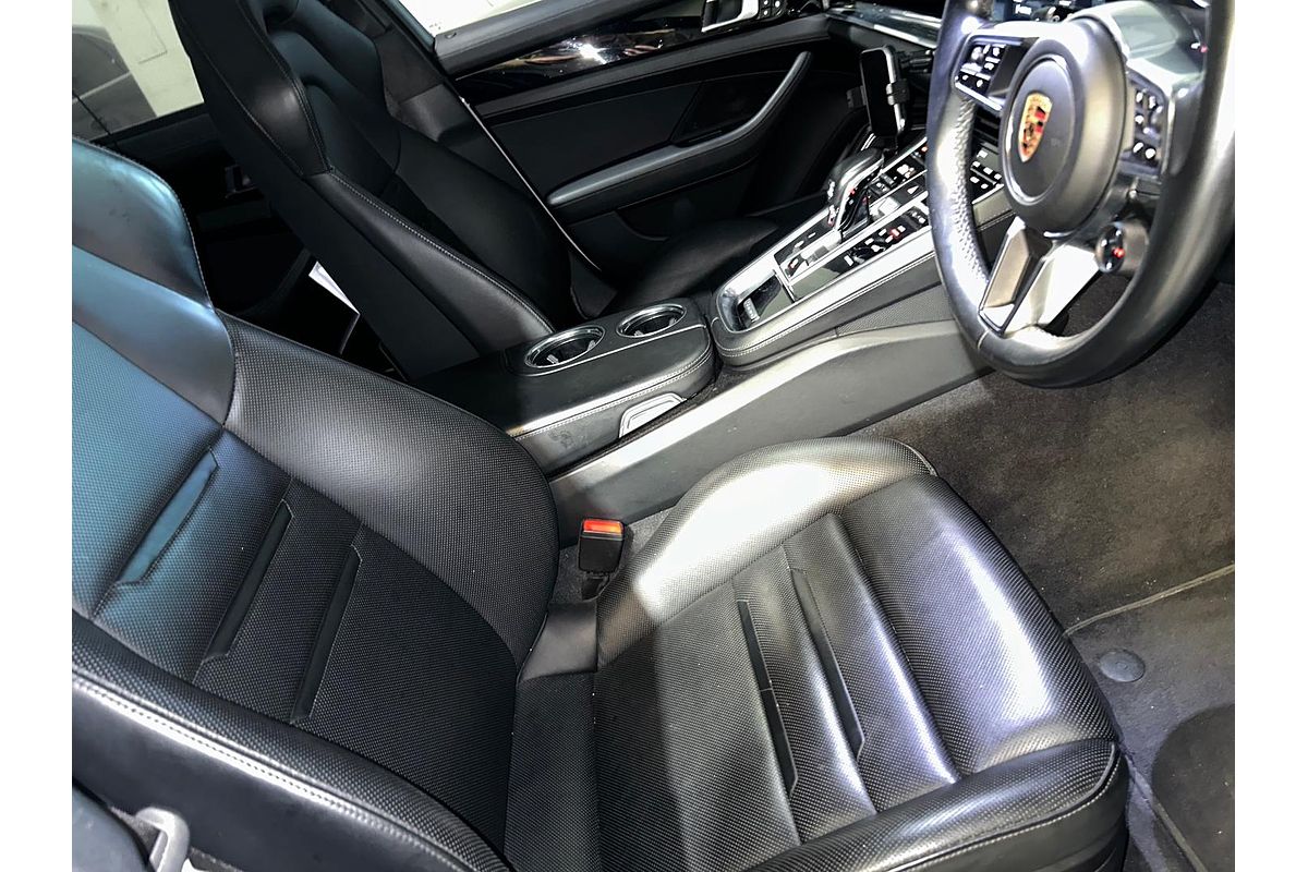 2017 Porsche Panamera Turbo S E-Hybrid 971