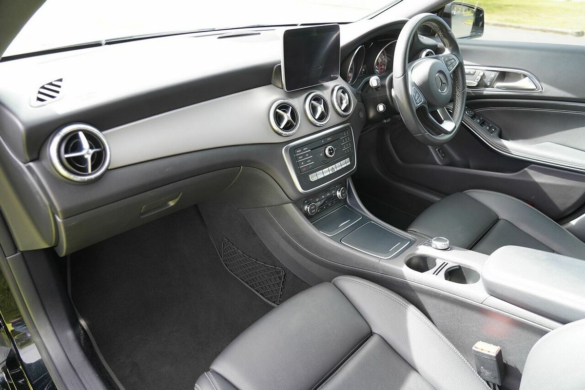 2017 Mercedes-Benz CLA200 117 MY18