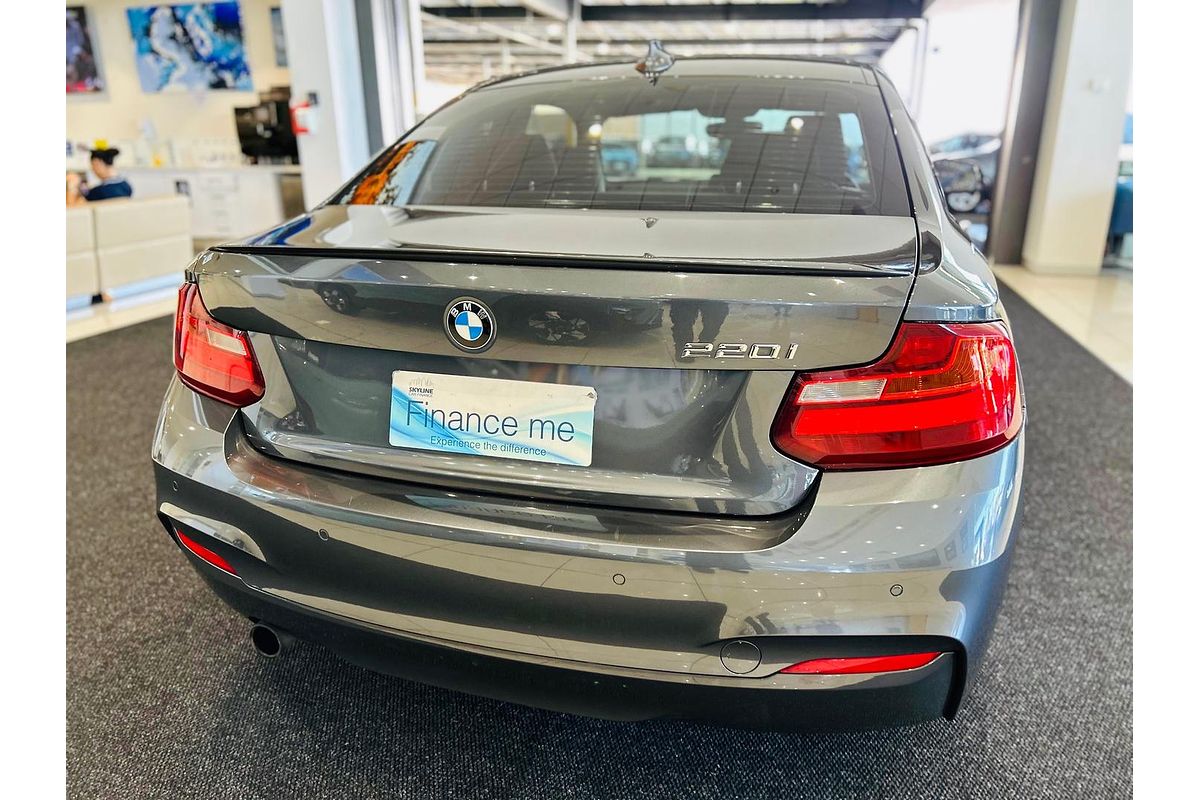 2015 BMW 2 Series 220i M Sport F22