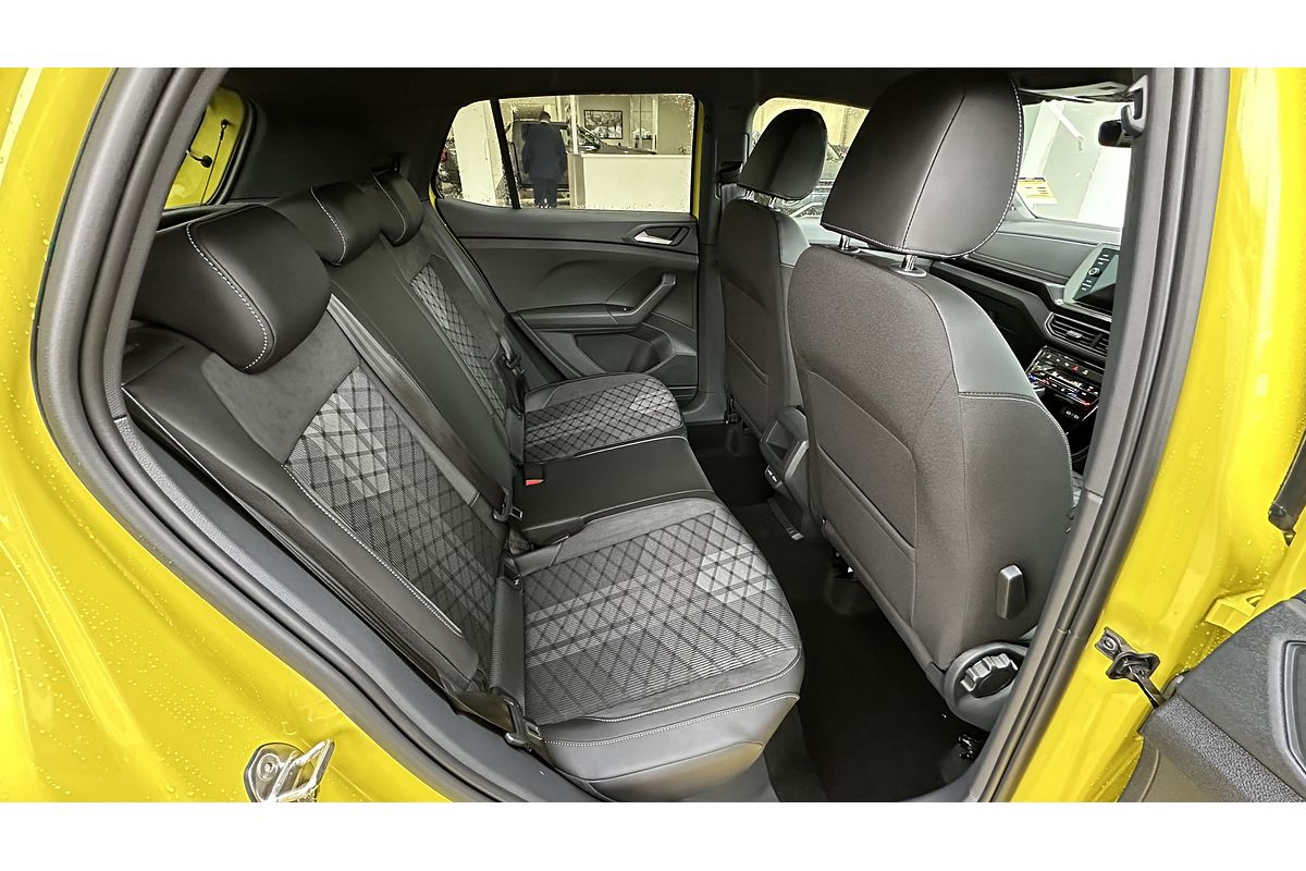2024 Volkswagen T-Cross 85TSI R-Line D31