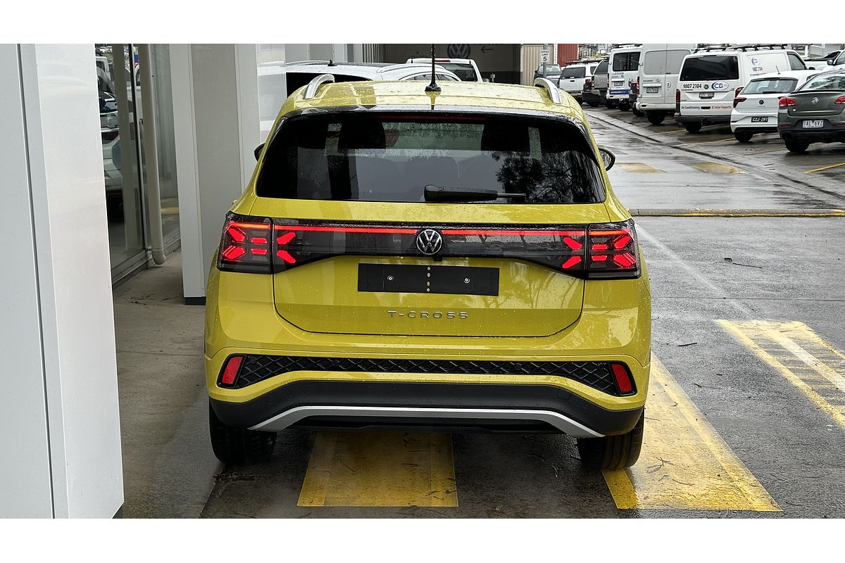 2024 Volkswagen T-Cross 85TSI R-Line D31