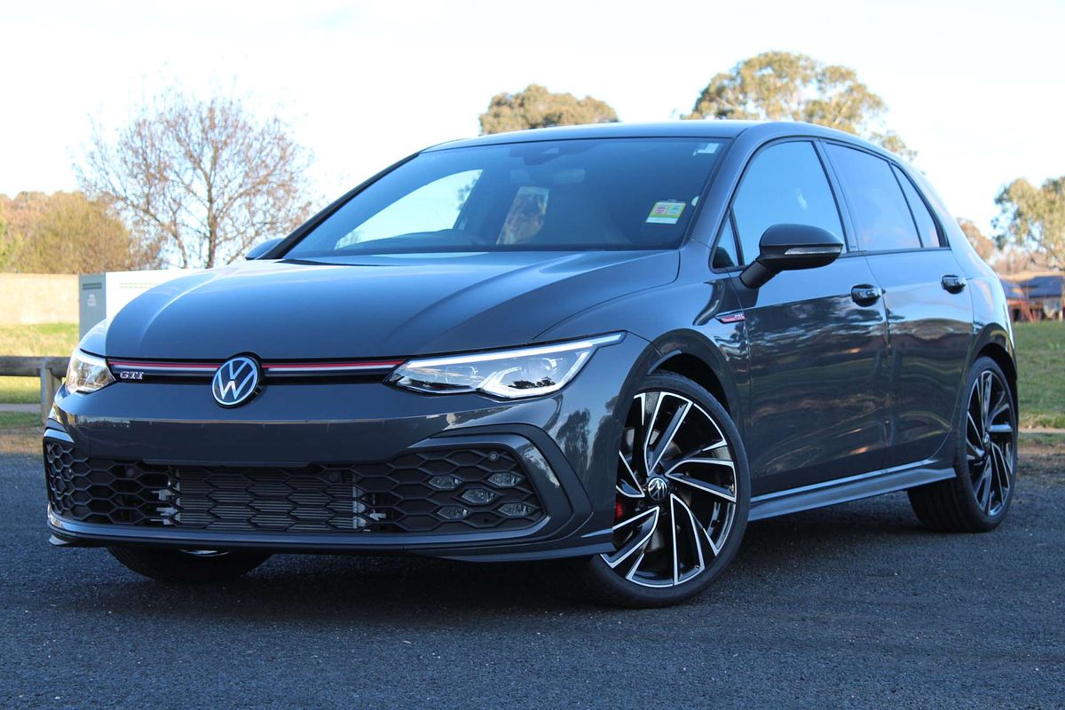 2024 Volkswagen Golf GTI 8