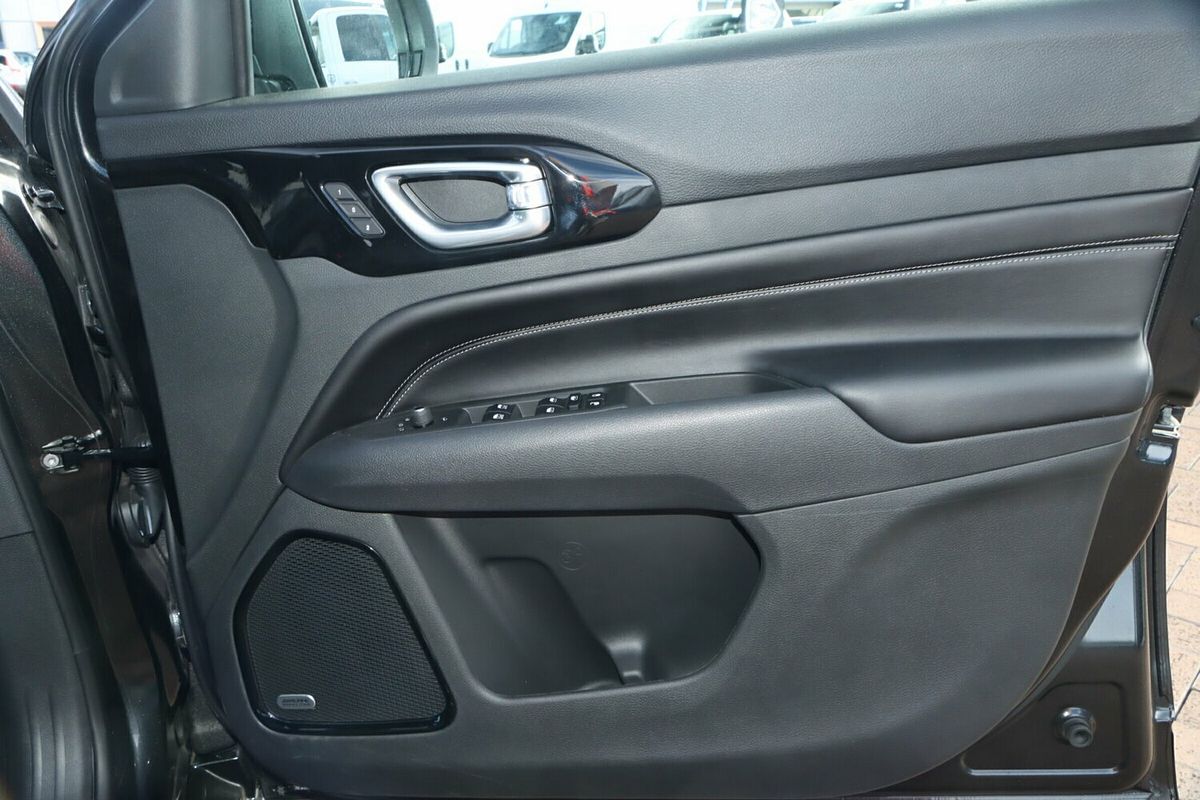 2023 Jeep Compass S-Limited M6