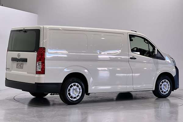 2023 Toyota Hiace GDH300R