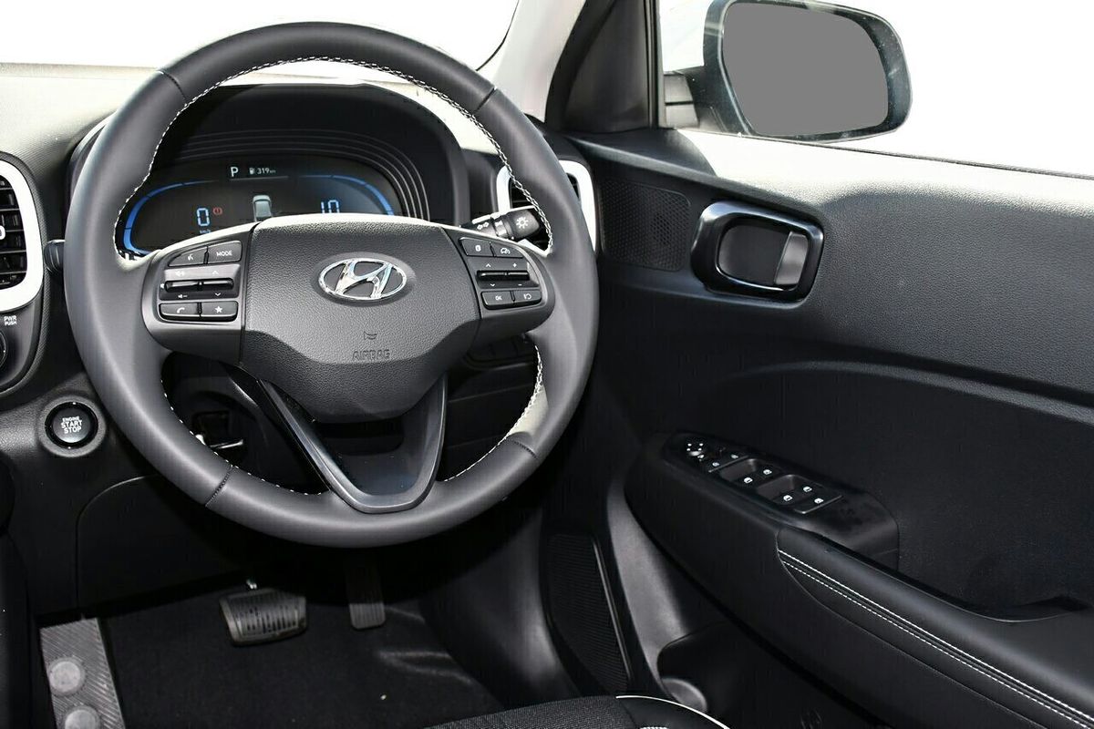 2024 Hyundai Venue Elite QX.V5