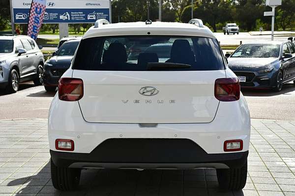 2024 Hyundai Venue Elite QX.V5