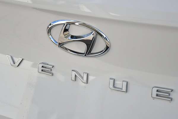 2024 Hyundai Venue Elite QX.V5