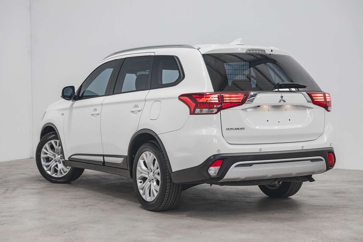 2019 Mitsubishi Outlander ES ADAS ZL