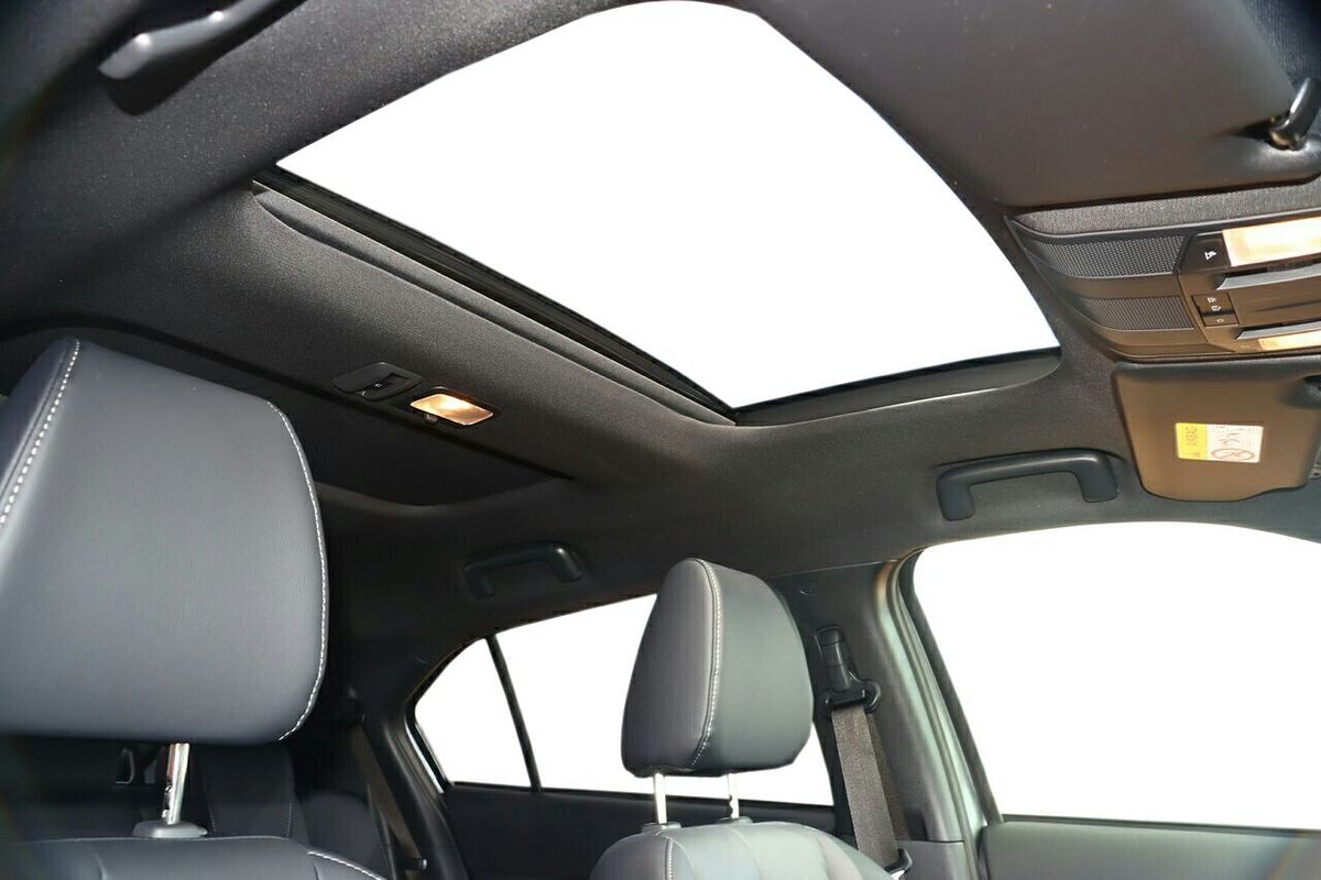 2024 Mitsubishi Eclipse Cross PHEV Exceed YB