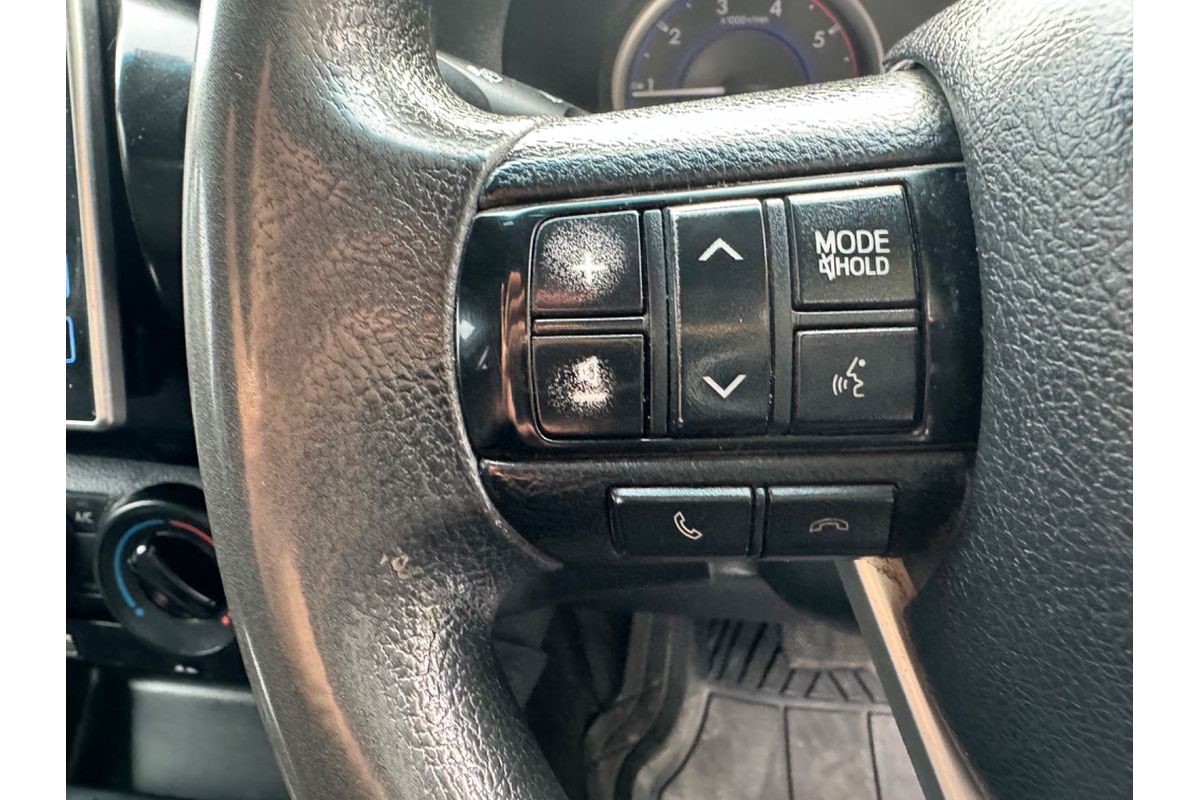 2016 Toyota Hilux SR GUN126R 4X4