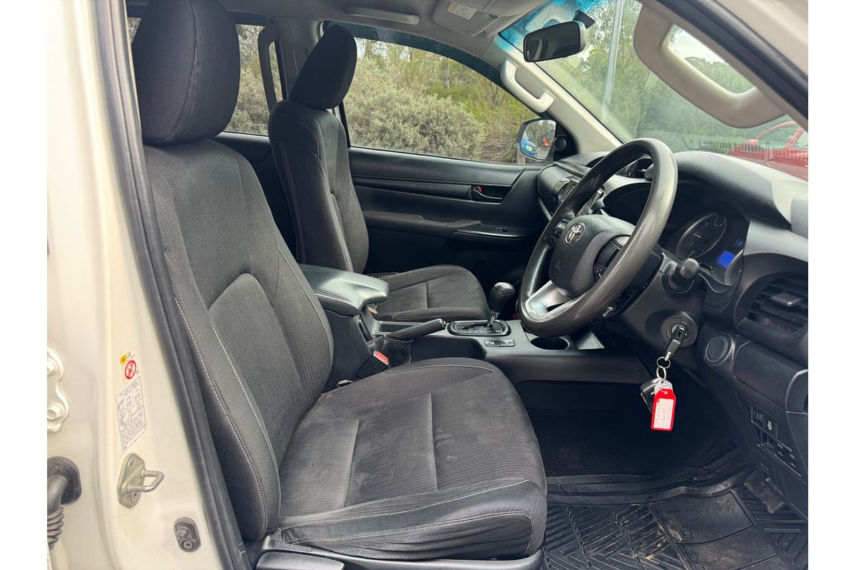 2016 Toyota Hilux SR GUN126R 4X4