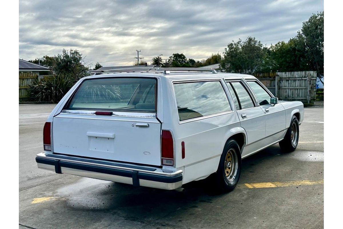 1991 Ford CROWN VICTORIA