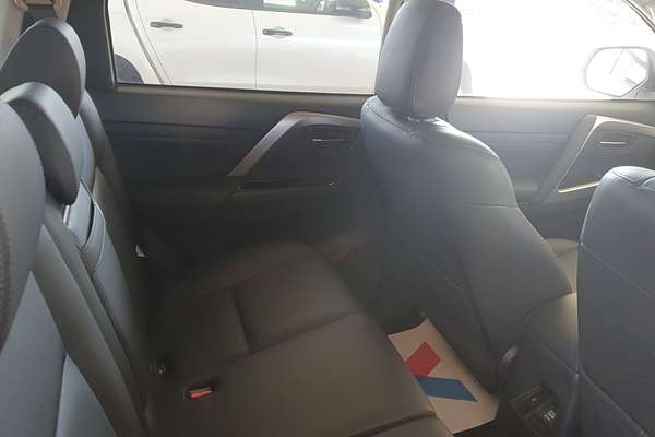 2024 Mitsubishi QF4E46 Exceed B01