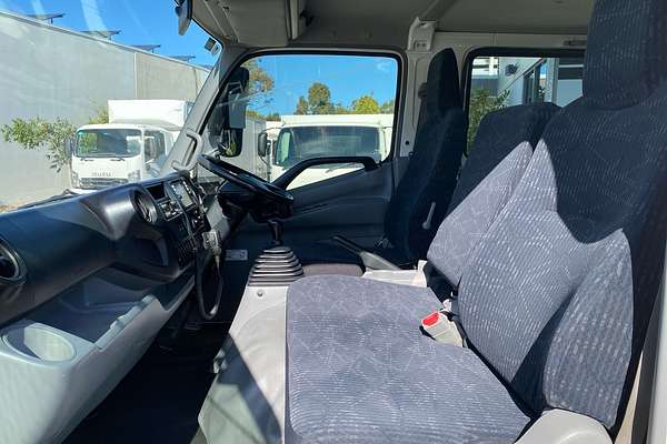 2017 Hino 300 Series 717 4x2