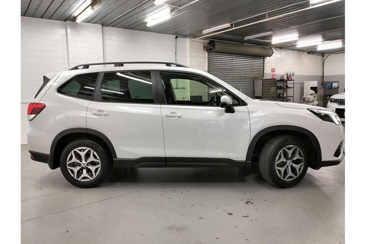 2024 Subaru Forester 2.5i S5