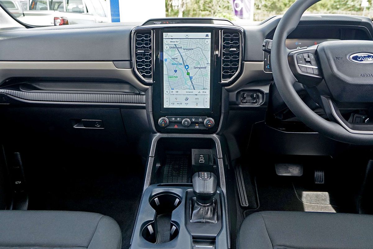 2024 Ford Everest Ambiente