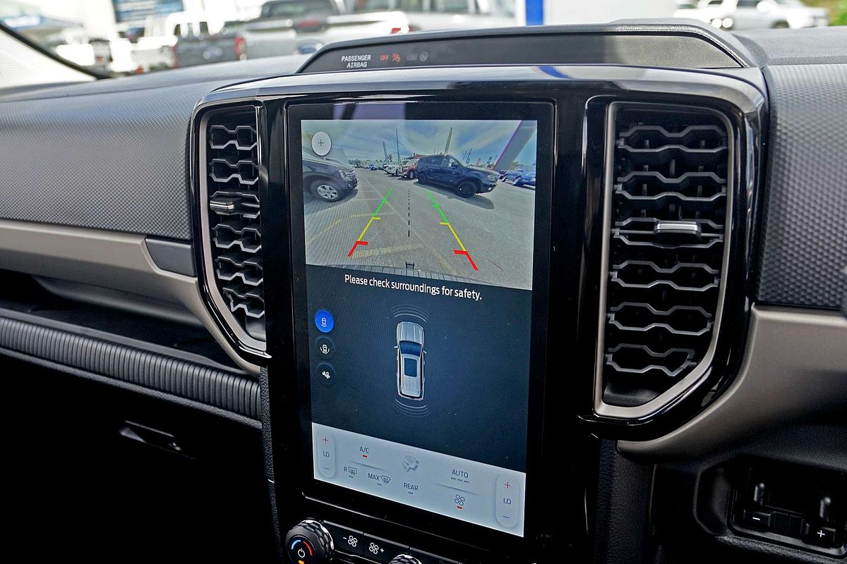 2024 Ford Everest Ambiente