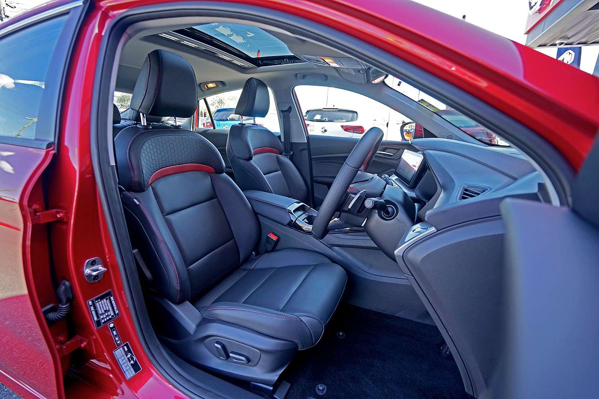 2024 MG MG5 Essence