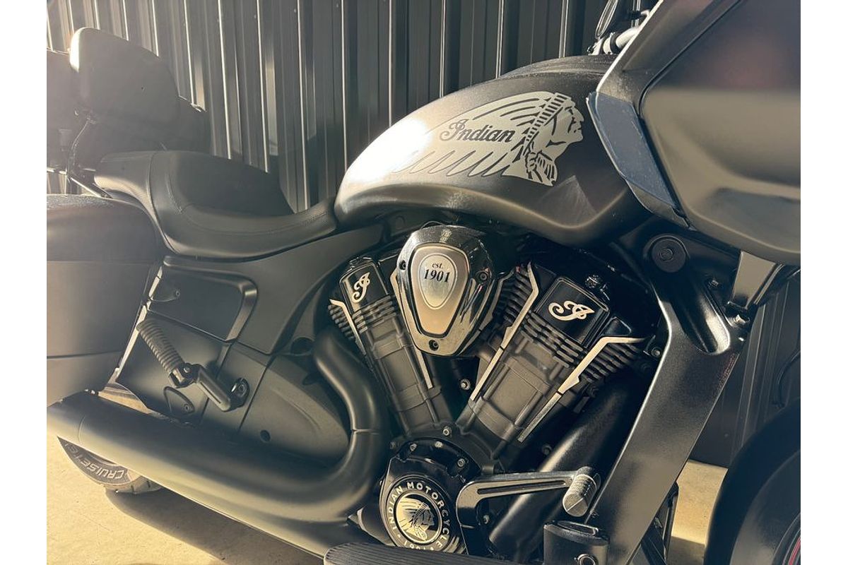 2021 Indian Challenger Dark Horse