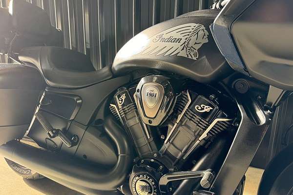 2021 Indian Challenger Dark Horse