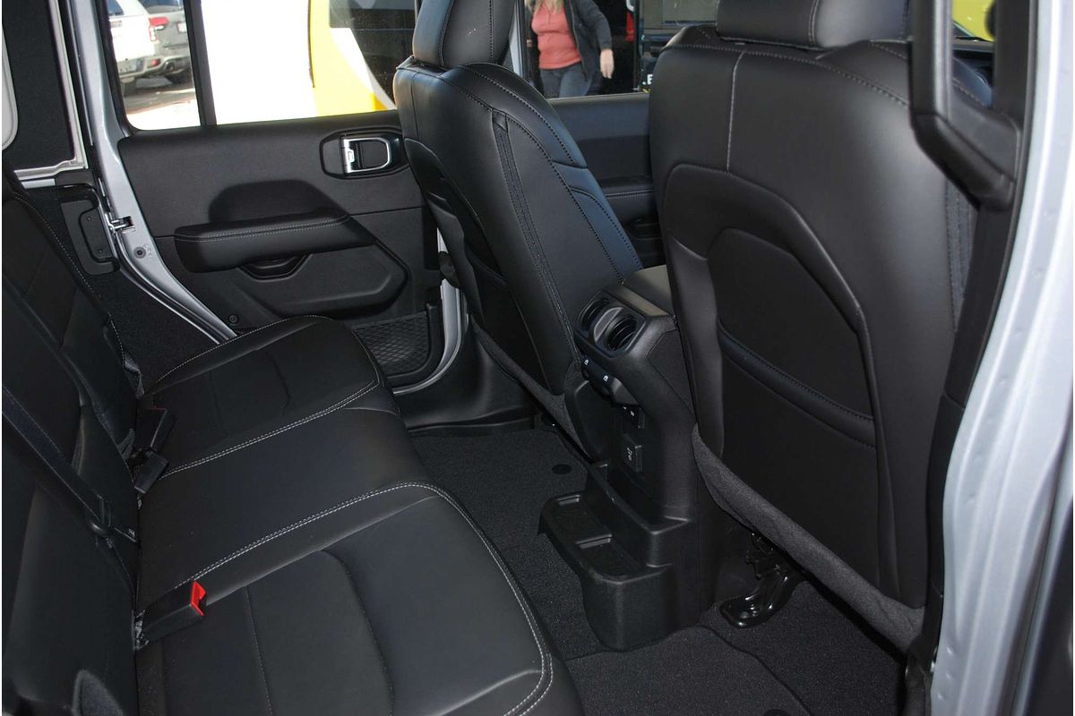 2023 Jeep Wrangler Unlimited Overland JL