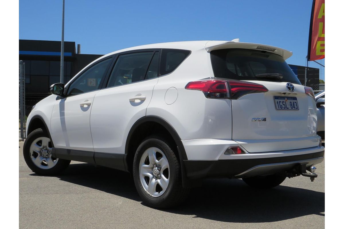 2018 Toyota RAV4 GX ZSA42R