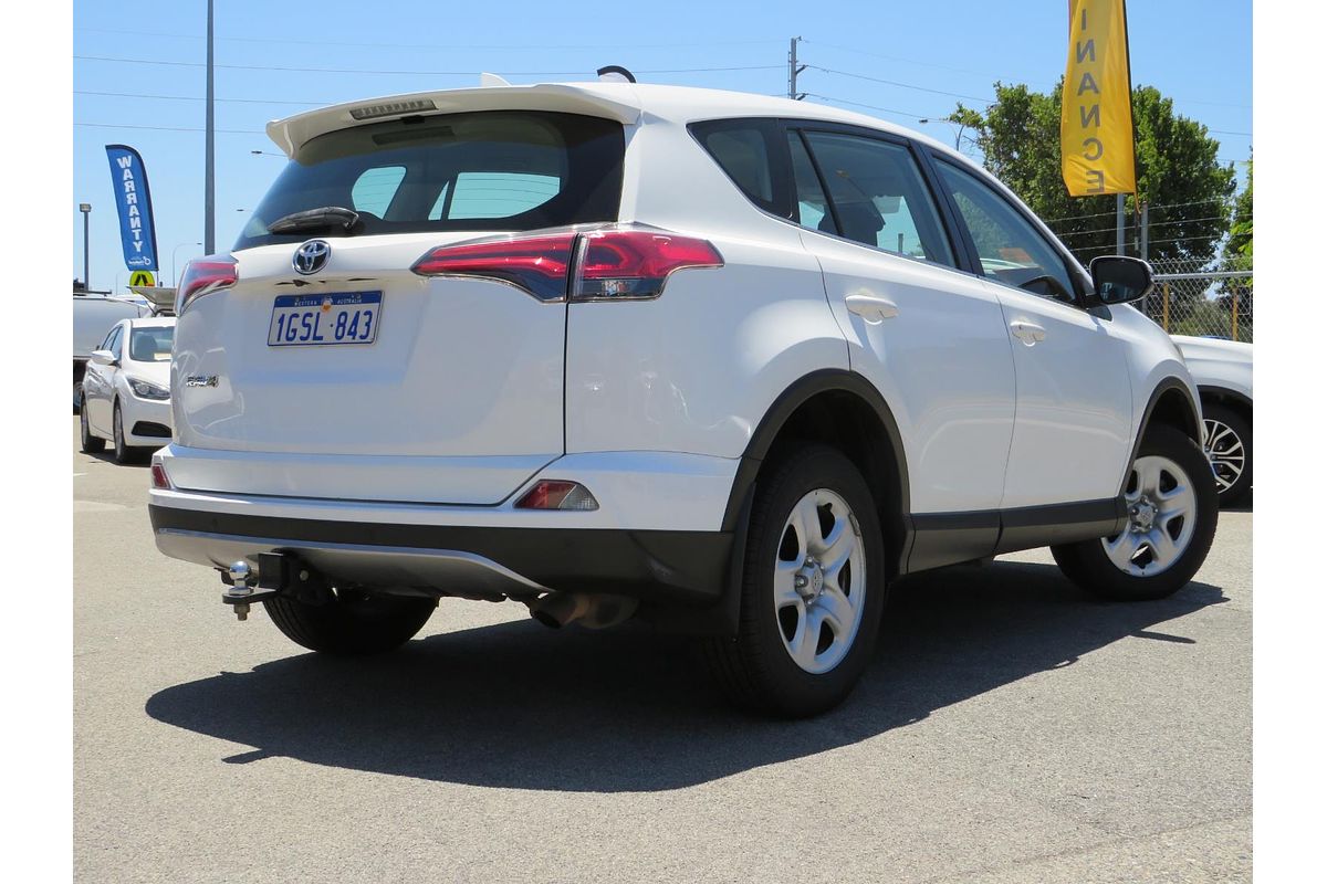2018 Toyota RAV4 GX ZSA42R