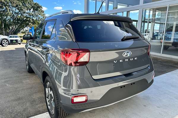 2024 Hyundai Venue Elite QX.V5