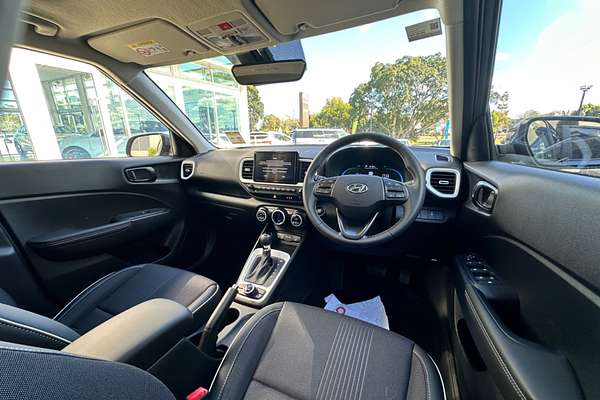 2024 Hyundai Venue Elite QX.V5