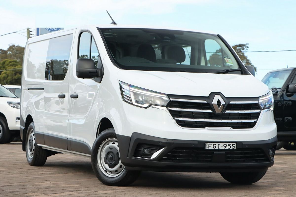 2023 Renault Trafic Premium X82 LWB