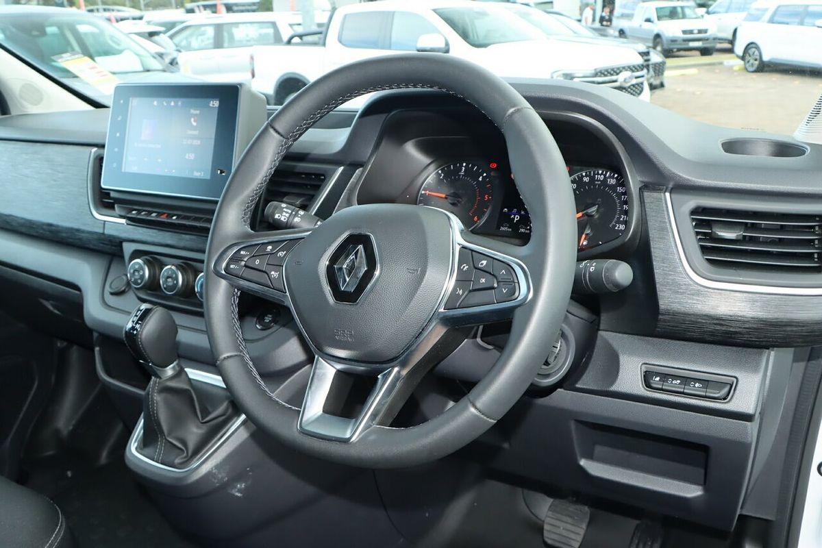 2023 Renault Trafic Premium X82 LWB