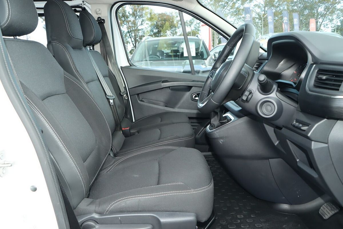 2023 Renault Trafic Premium X82 LWB