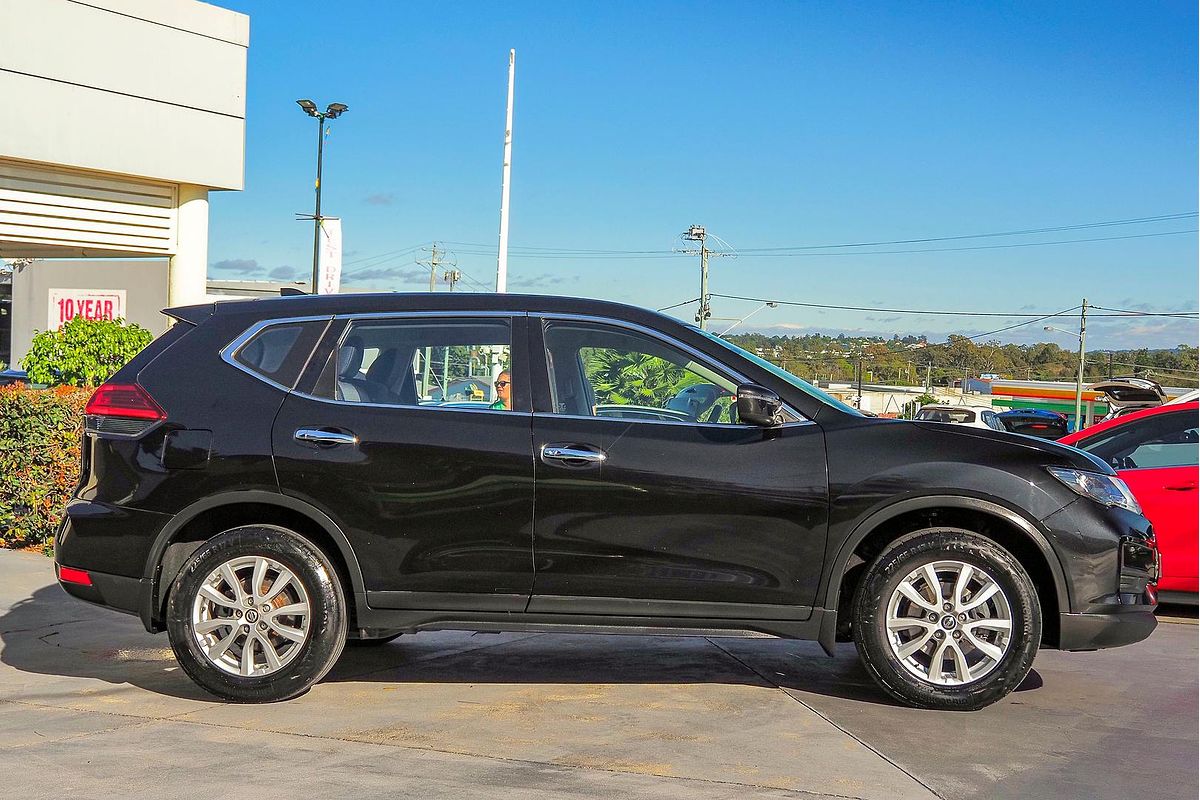 2017 Nissan X-TRAIL ST T32