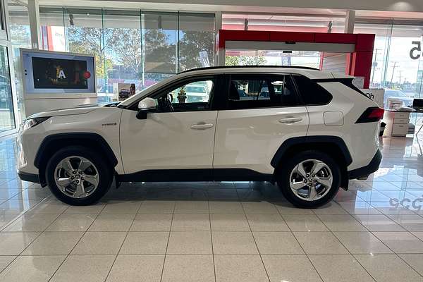 2021 Toyota RAV4 GXL AXAH54R