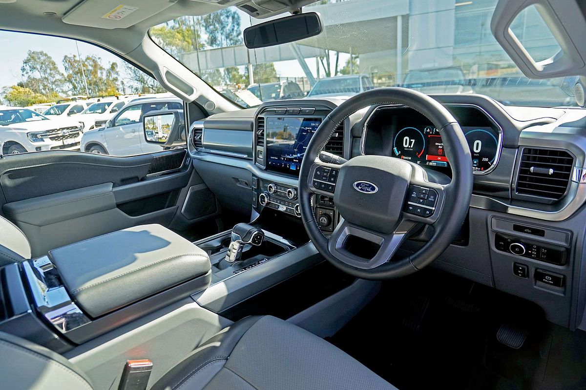 2023 Ford F-150 Lariat 4X4 LWB