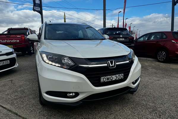 2017 Honda HR-V VTi-S