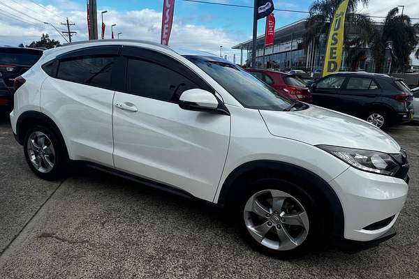 2017 Honda HR-V VTi-S