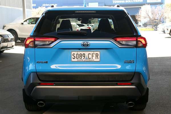 2020 Toyota RAV4 Cruiser eFour Axah54R