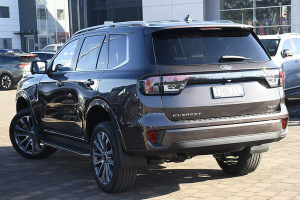 2022 Ford Everest Platinum