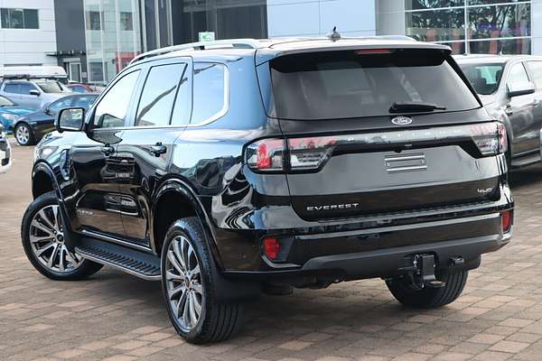 2022 Ford Everest Platinum