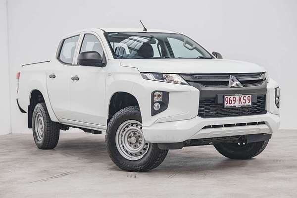 2020 Mitsubishi Triton GLX MR 4X4