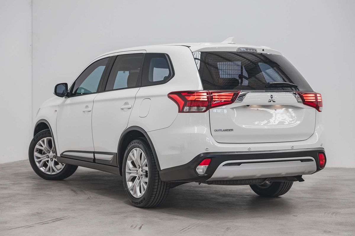 2021 Mitsubishi Outlander ES ZL