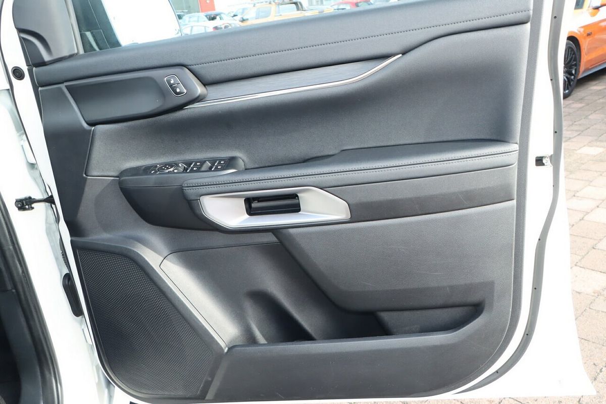 2023 Ford Everest Trend