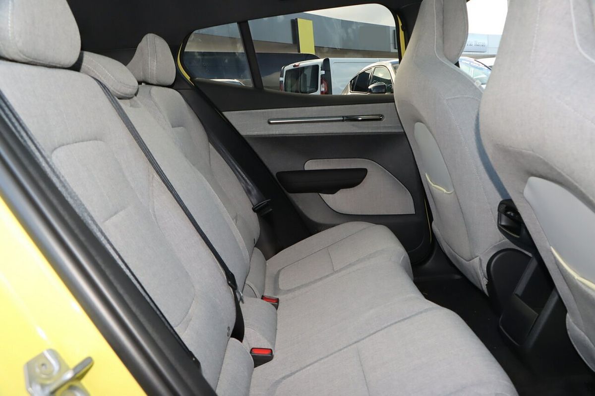 2024 Volvo EX30 Single Motor Extended Range Ultra