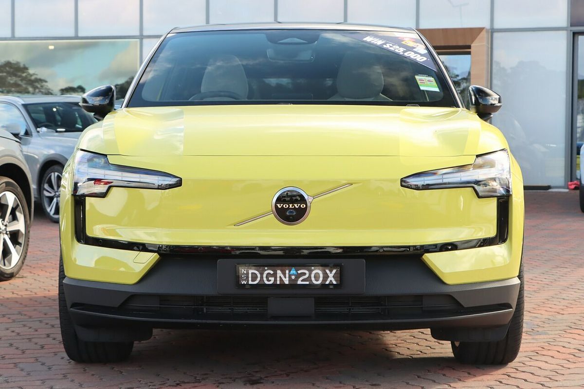 2024 Volvo EX30 Single Motor Extended Range Ultra