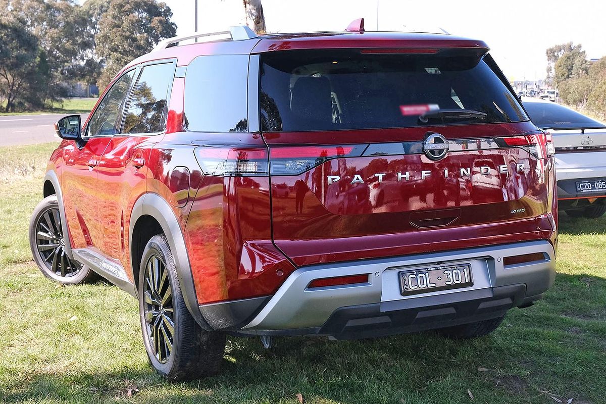 2022 Nissan Pathfinder Ti-L R53