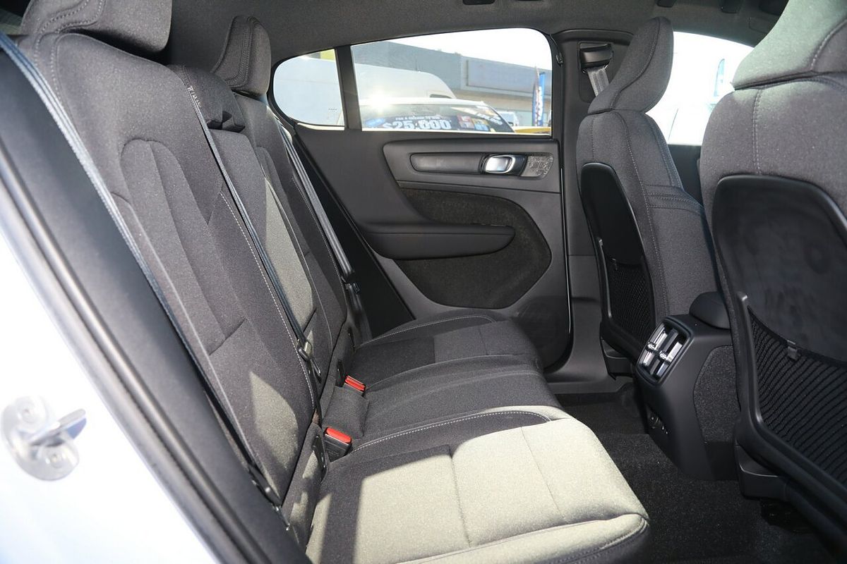 2024 Volvo C40 Recharge